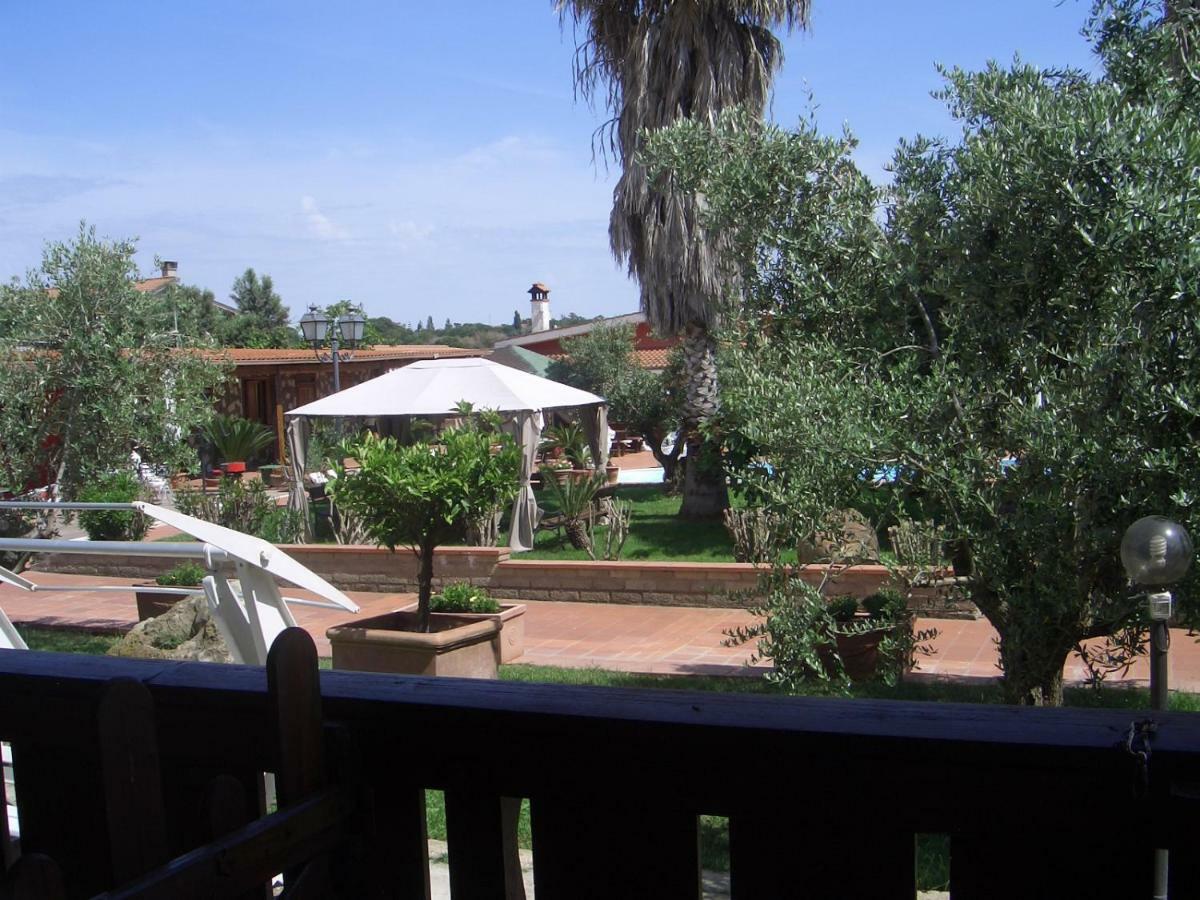 Chalet L Oasi Di Ambra 8 Posti Letto Con Uso Piscina أرديا المظهر الخارجي الصورة