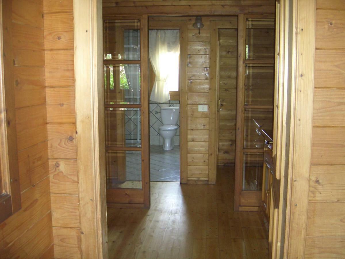 Chalet L Oasi Di Ambra 8 Posti Letto Con Uso Piscina أرديا المظهر الخارجي الصورة
